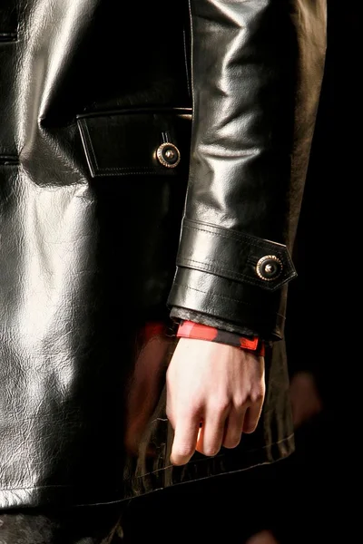Look 34
